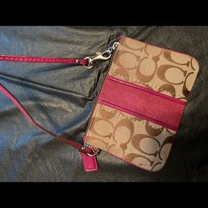Used Coach wristlet